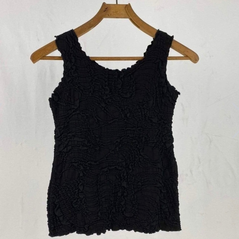 Black Charming Top